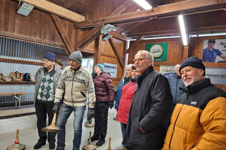 Eisstockschießen & Ripperlessen PVÖ St. Johann Bild 7